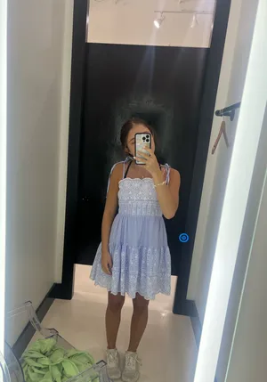 Boutique dress thumbnail 2