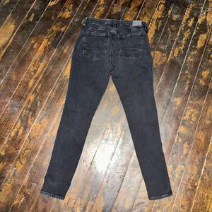 American Eagle hi rise stretchy black size 6 jeggings thumbnail 3