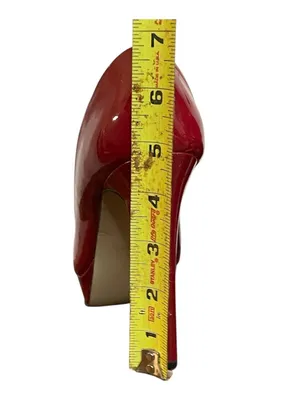 Vintage Y2K-era ELLE red patent leather platform pumps heels thumbnail 8
