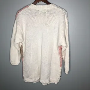 Vintage 1990’s white with pink rose floral sweater thumbnail 9