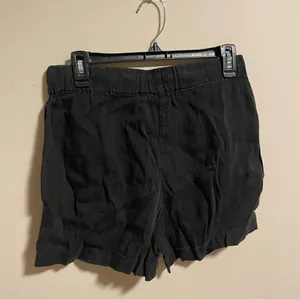 Aritzia Babaton Bastien Black Linen Shorts- Size Medium thumbnail 5