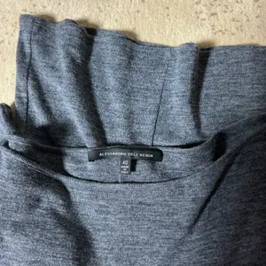 Alessandro Dell'Acqua Dark Academia Boat Neck Ruched‎ Button Sleeve Top Size 40 thumbnail 7