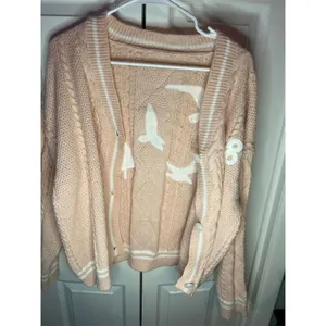 Taylor Swift 1989 Women's Pink Cardigan Sweater M Long Sleeve Casual thumbnail 10
