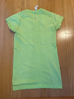 lululemon athletica Lime Short Sleeve Swiftly Tech Tee thumbnail 2