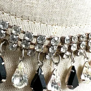 Black and clear teardrop rhinestone necklace Silver thumbnail 3
