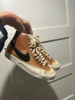 Nike Blazers  thumbnail 2