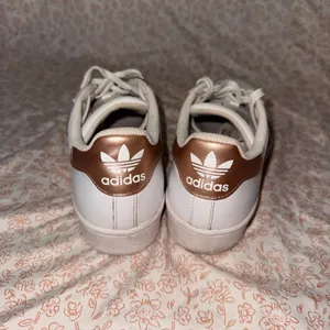 Adidas Superstar Originals thumbnail 3