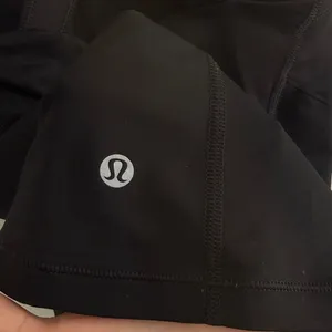 Lululemon Women's Black Push Your Limits Crisscross Strappy Back Tank Size 4 thumbnail 7
