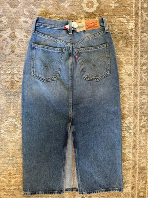 Levi's Midi Blue Denim Skirt - Classic Mid Wash thumbnail 4