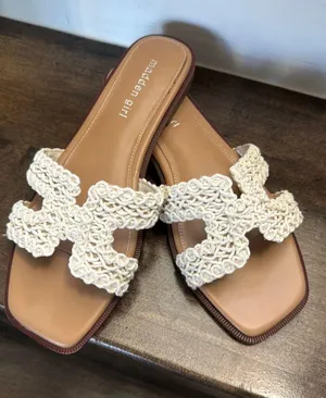 Slides Sandals Size 9 Ivory Cream Color thumbnail 1