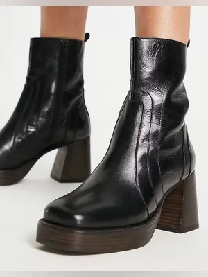 Marc Fisher Black Leather Abitha Block Heels Ankle Booties Size 8 Y2K thumbnail 1