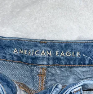 American Eagle Outfitters Curvy Mom Shorts thumbnail 4