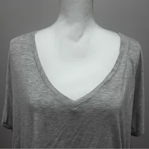 Express women's v neck short sleeved oversized gray t shirt size large thumbnail 5