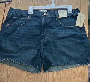 Universal Threads New Womens 90's Baggy Jean Shorts 4” Inseam Mid Rise Size 14 thumbnail 1
