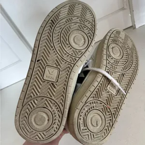 Veja‎ women’s Campo sneakers size 39 (US8) thumbnail 7