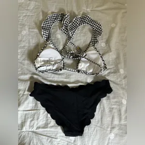 🛎️ Clearance Jessica Simpson Black&White Bikini Top(Medium) and Bottom(Small) thumbnail 6