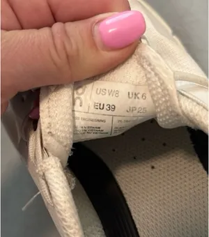 On Cloud Women’s Cloudnova Form Sneakers thumbnail 6
