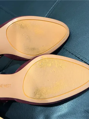 Nine West Women's T-strap high heel dress shoes size 9M great condition thumbnail 3