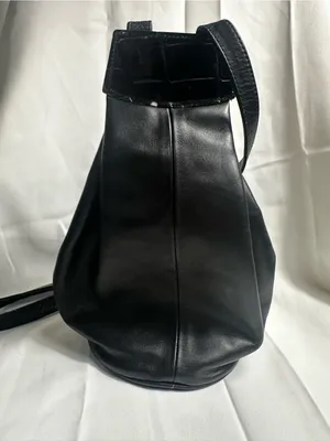 T419. Vintage Maxx New York Black Leather Bucket Bag thumbnail 3