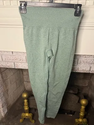NVGTN Sage Green Seamless Scrunch Butt Leggings High Rise Size S thumbnail 2