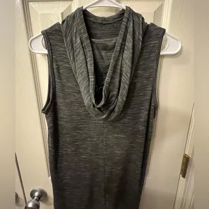 Gaiam Sleeveless Yoga Hoodie- Color- Asphalt Heather Size XS thumbnail 4