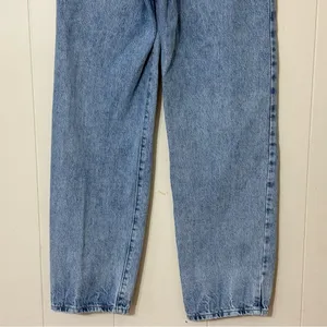 Levi’s ‘94 Baggy Jeans Women’s Size 24 High Rise Straight Leg Light Wash Denim thumbnail 10