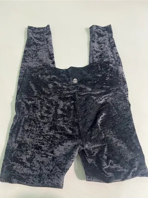 Lululemon Wunder Lounge High-Rise Tight crushed velvet thumbnail 7