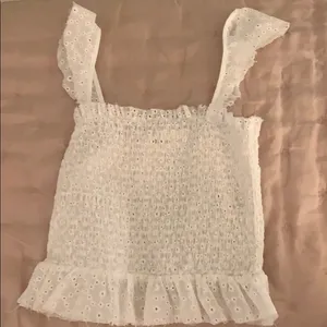 white top thumbnail 1