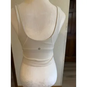 Lululemon Align Tank Top Women 4 White Opal Yoga Athletic Nulu Bra‎ Cropped thumbnail 4