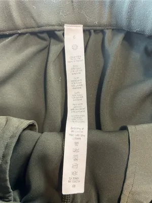Lululemon Stretch High Rise Women's Jogger in Dark Olive Size 6 thumbnail 5