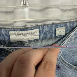 Lucky Brand Boho Lucky Pins Jean Short floral Embroidery Size 4/27 Cut Off Jorts thumbnail 7