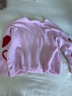 Pink heart cardigan thumbnail 5