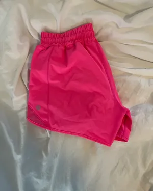 Lululemon Hotty Hot 4" thumbnail 4