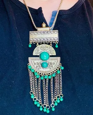 Like NEW Boho Oriental inspired jewelry piece faux jade festive necklace thumbnail 10