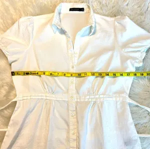The Limited Short Sleeve White Blouse Top Women’s Size Medium Ties in Back thumbnail 7