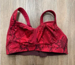 Lululemon Run Stuff Your Bra II Red Snakeskin Print High Support Sports Bra 435 thumbnail 1