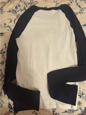 Brandy Melville Top thumbnail 2