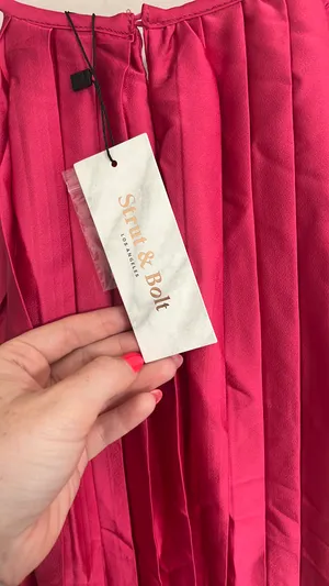 pink Dress thumbnail 5