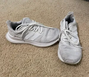 Adidas Sneaker thumbnail 1