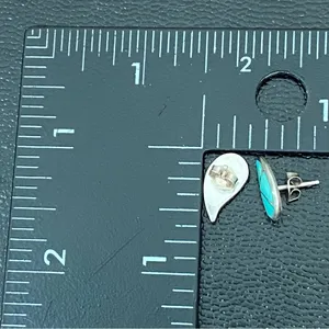 Sterling Silver Vintage STR.SII Turquoise Inlay Comma Teardrop Post Earrings thumbnail 9