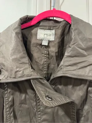 Women's Taupe Utility Belted Jacket with Gathered Shoulders thumbnail 2