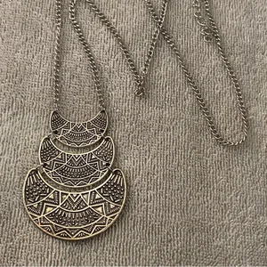 30” 32” Necklace 3 Pc Articulated Tribal Print Silver Chain Pendant 2.5”H x 2”W thumbnail 1