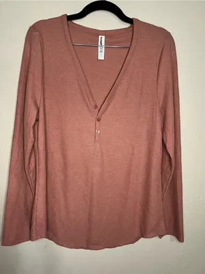 Athleta Wind Down Sleep Thermal Palermo Pink‎ Waffle Knit Henley Lounge Top thumbnail 2