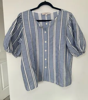 100% Cotton Loft Button Front Top Size L Blue White Striped Short Puff Sleeve Bl thumbnail 1