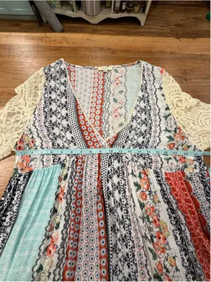 Kori America Patchwork Boho Dress Lace Sleeve Floral Mix Print V-Neck Sz L S7003 thumbnail 9