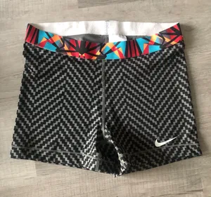Nike pro women’s shorts. Large thumbnail 1