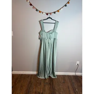 NWT Birdy Grey Mia Matte Satin dress in Sage green thumbnail 5