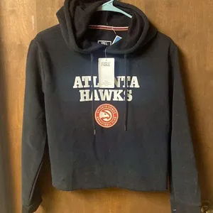 Atlanta hawks fleece lined cropped hoodie by FISLL NWT thumbnail 1