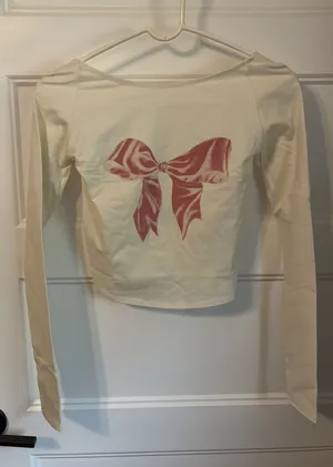 Kimchi Blue open back tshirt thumbnail 1