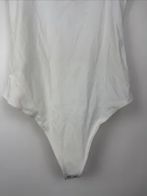Abercrombie Soft AF Collection White Tank Sleeveless Bodysuit Size Medium thumbnail 3